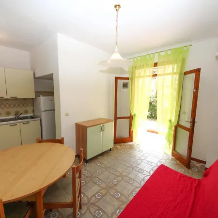 Apartment Lorenza-2 By Interhome Rosolina Mare